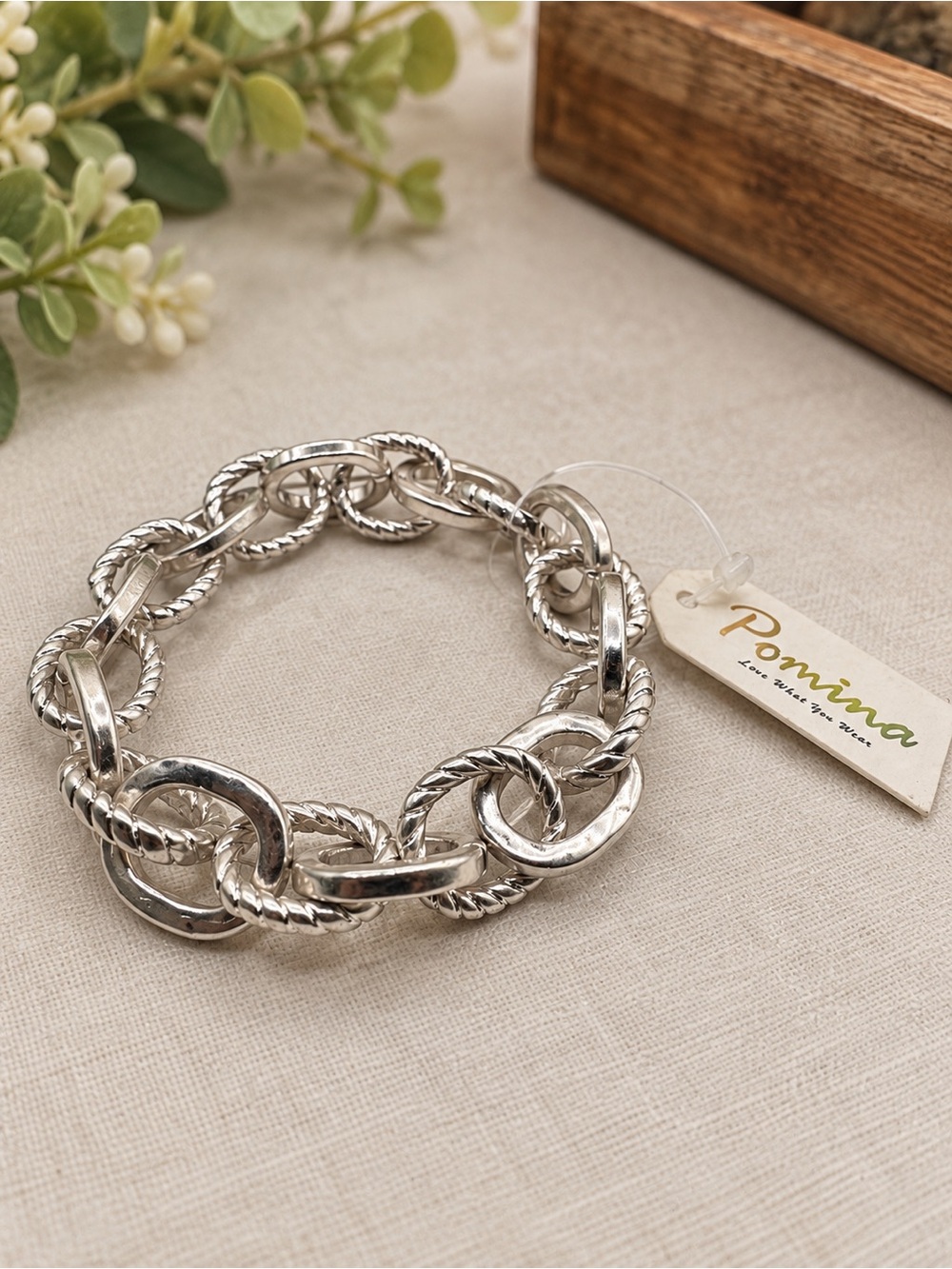 Pomina Silver-Tone Chunky Mixed Link Bracelet. BN3po